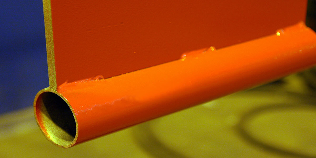Appearance of the painted surface close to that achieved with car finishes