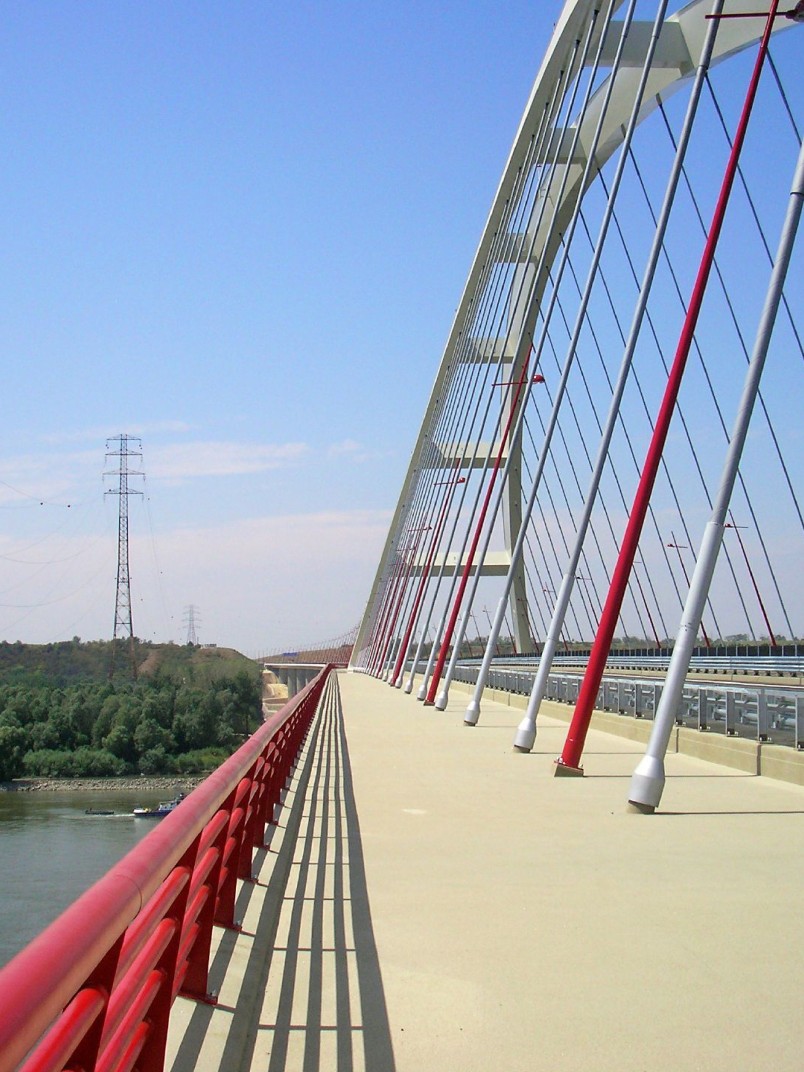 Betoninės tiltų konstrukcijos