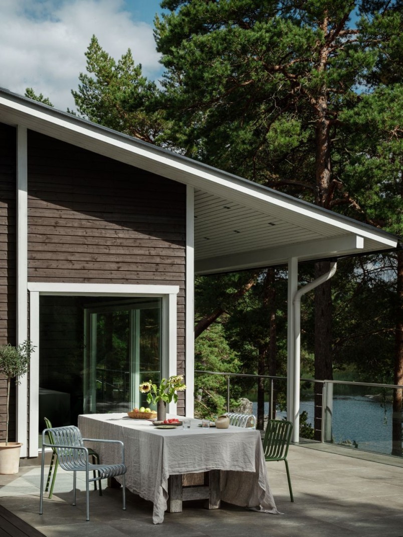 Medinių fasadų dažymas