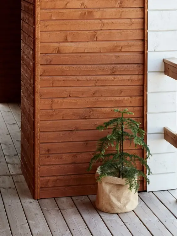 painting ideas for wooden terrace garden