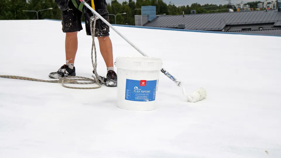 „Climate cooler“ – neįkaistanti stogo danga