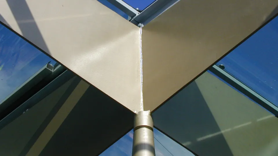 Tradiciniai gaminiai metalo paviršiams