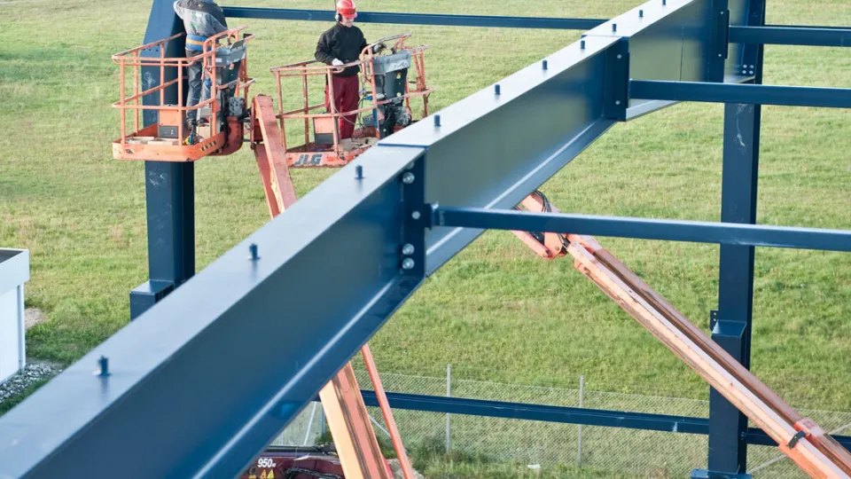 6 populiariausi klaidingi teiginiai apie vandenines metalo dangas