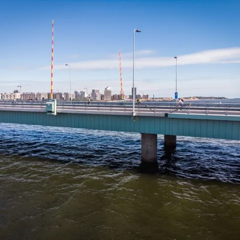 Lauttasaari bridge