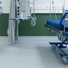 Betoninės sveikatos priežiūros įstaigų patalpų grindys
