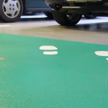 Betoninės automobilių stovėjimo aikštelių grindys