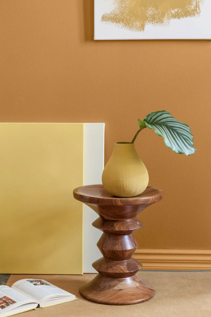 yellow shades on wall and panel