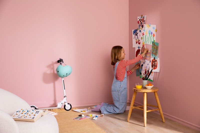 Rožinis vaiko kambarys